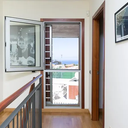 Casa Con Jardin Privado Y Piscina بيت للعطل *